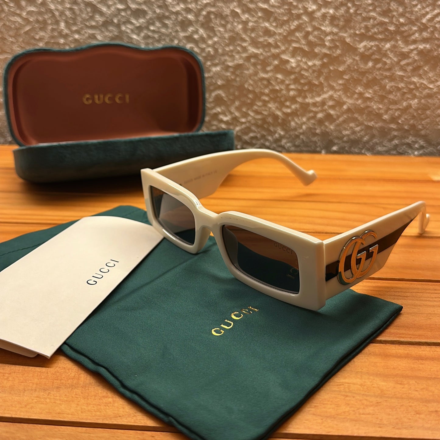 GUCCI GG1425S