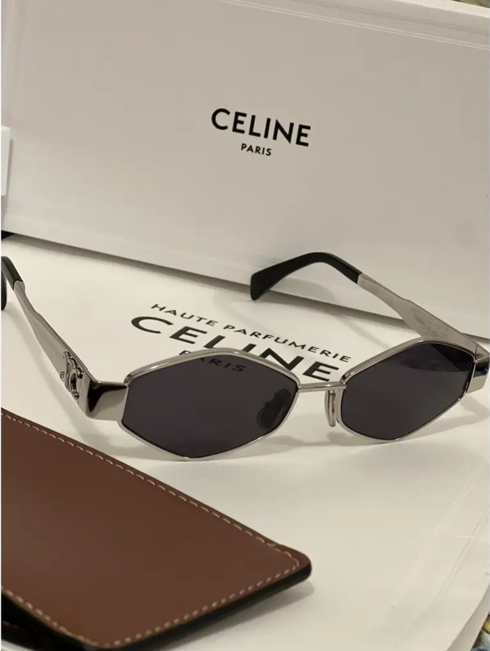 CELINE TRIOMPHE