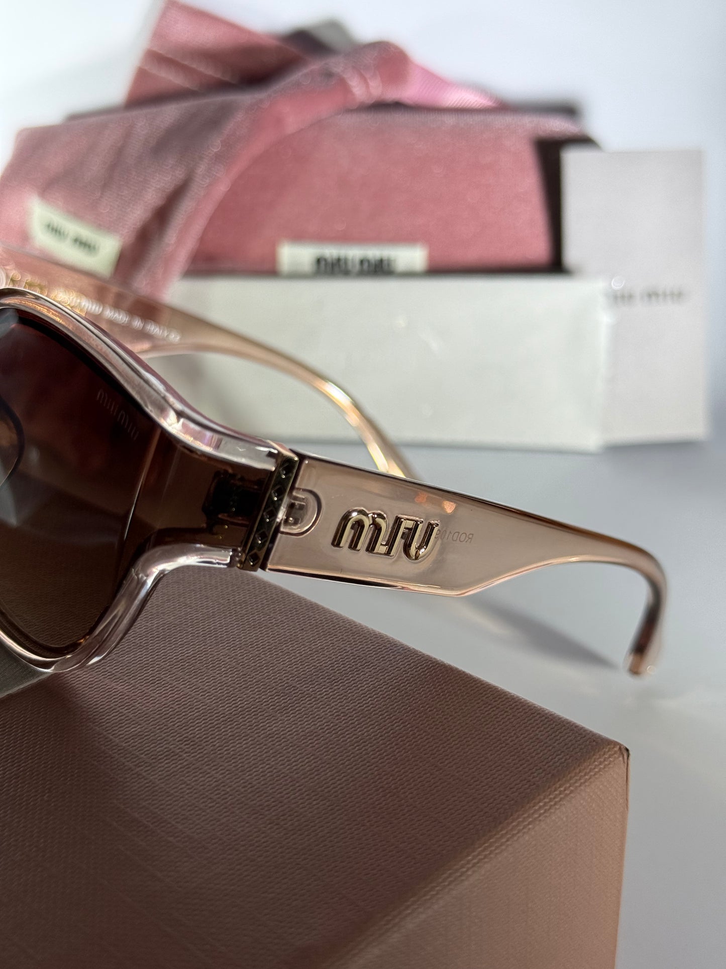 MIU MIU M72