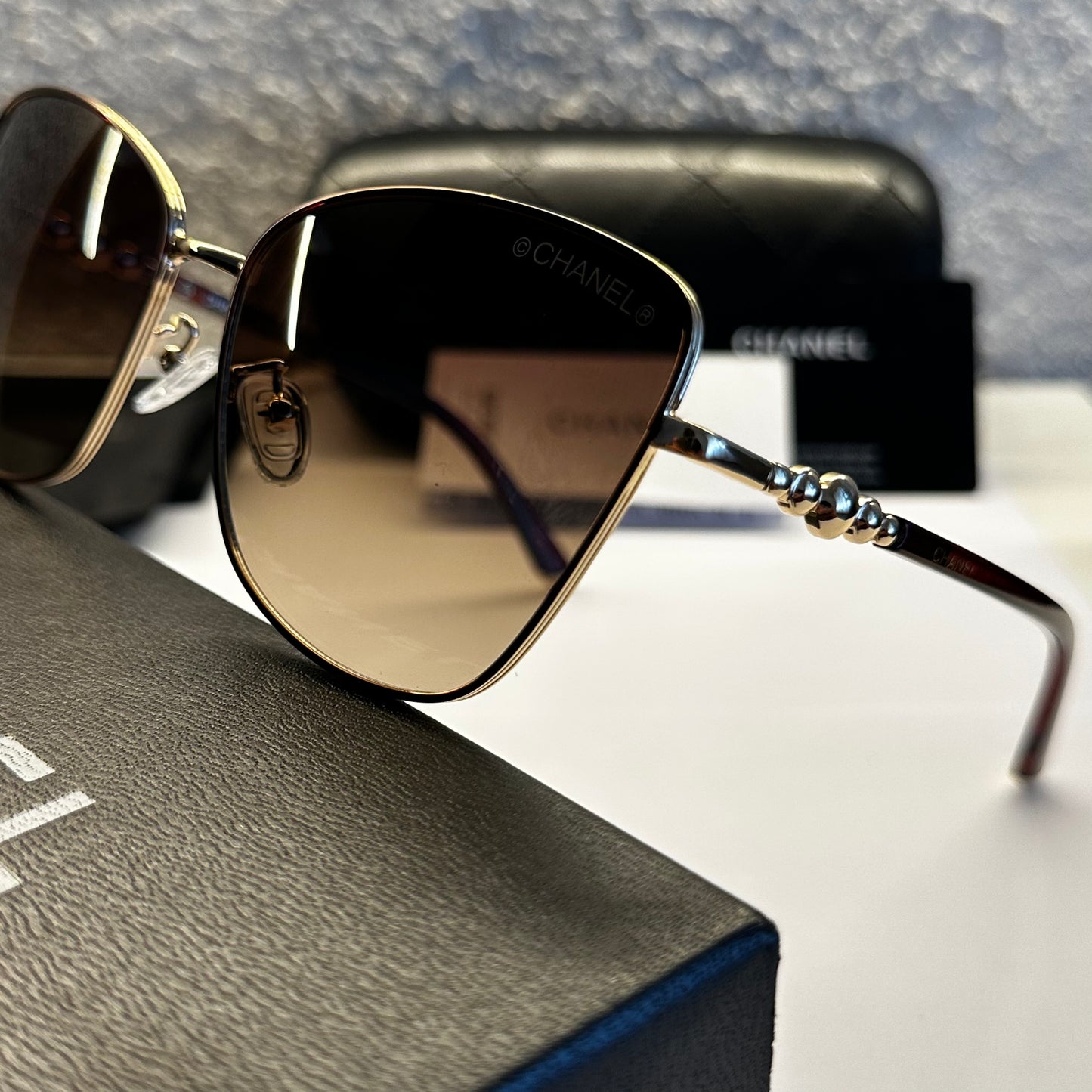 CHANEL CC7