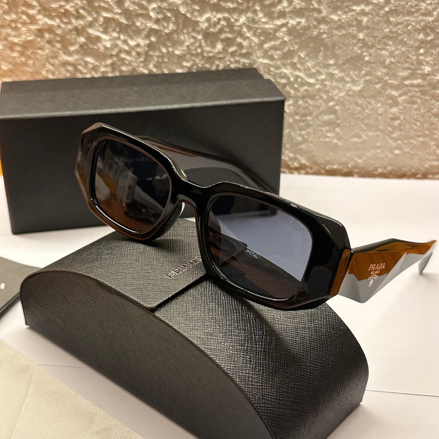 PRADA 17WS