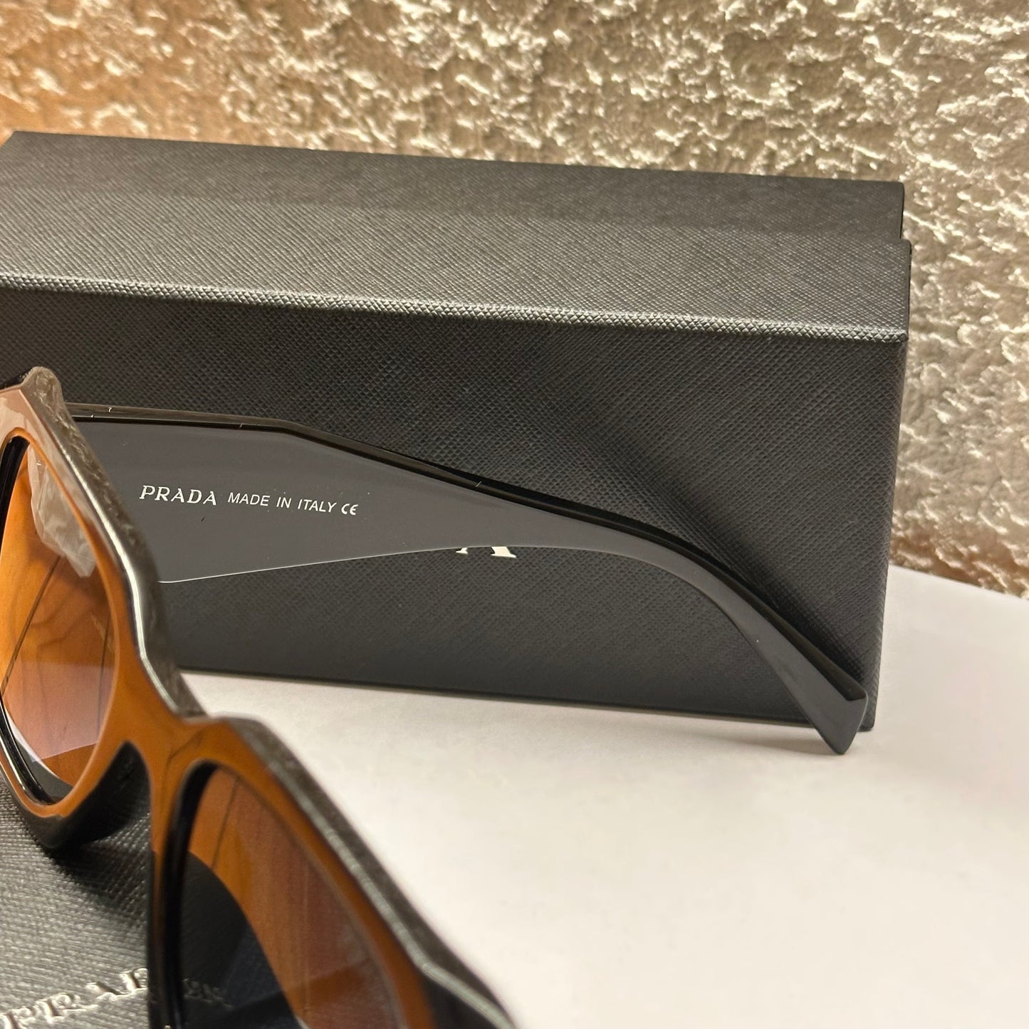 PRADA 17WS
