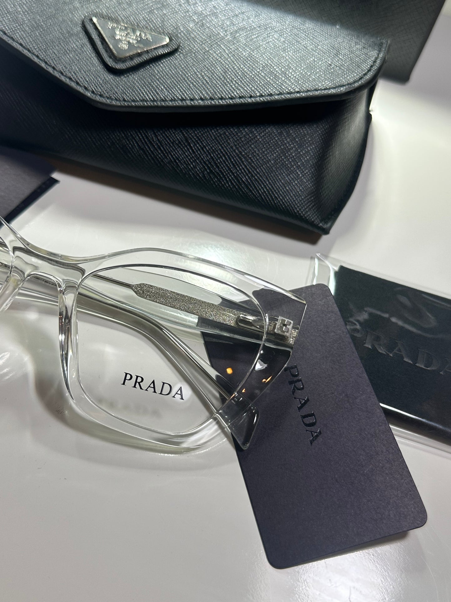 PRADA PR09