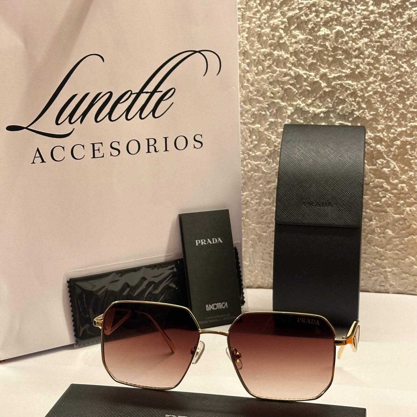 PRADA 19WS GOLD