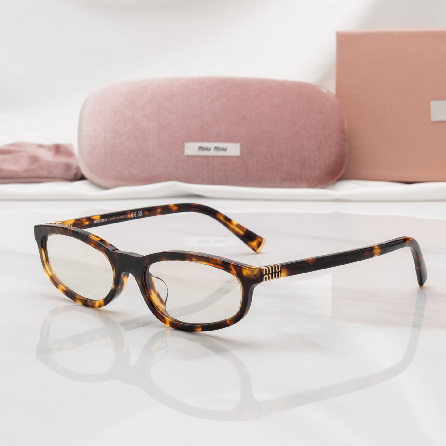 MIU MIU MU06S