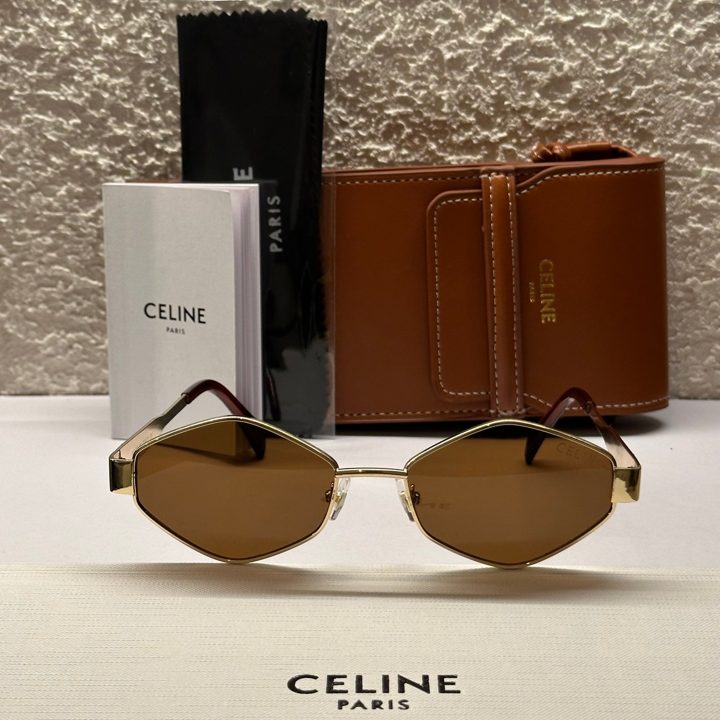 CELINE TRIOMPHE