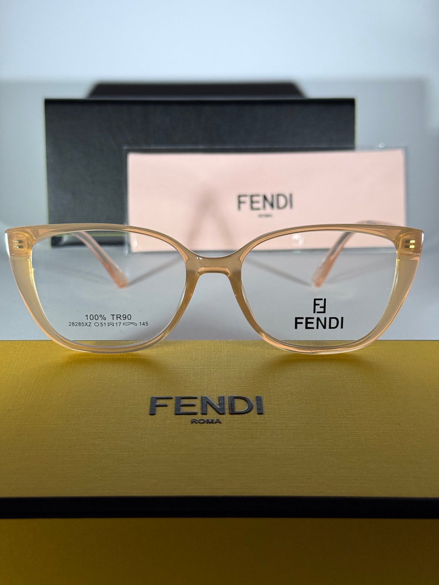 FENDI CAT EYE / NUDE ROSE