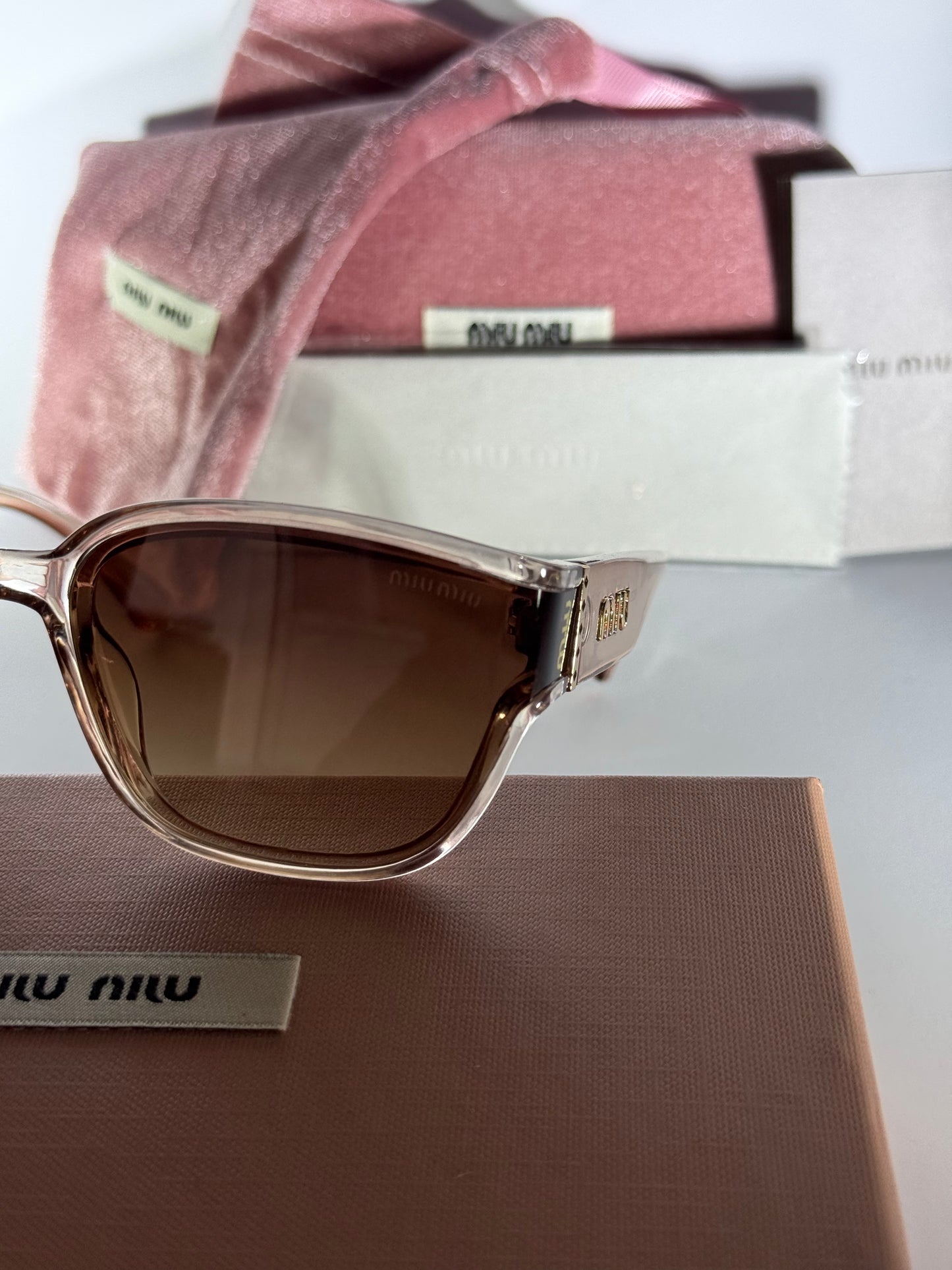 MIU MIU M72