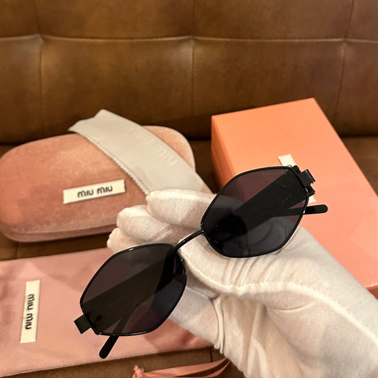 MIU MIU MU HEXA