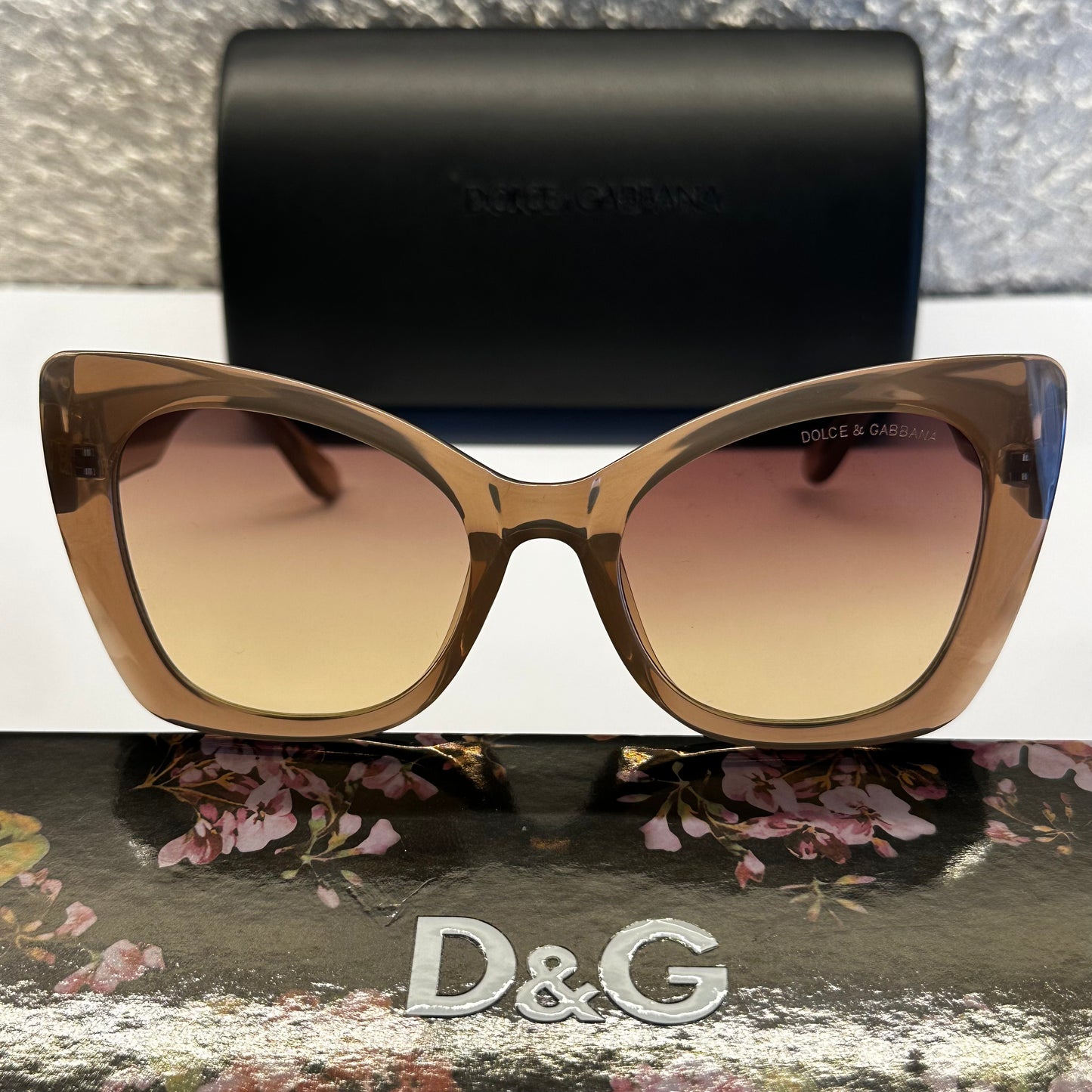 DOLCE GABBANA DG43