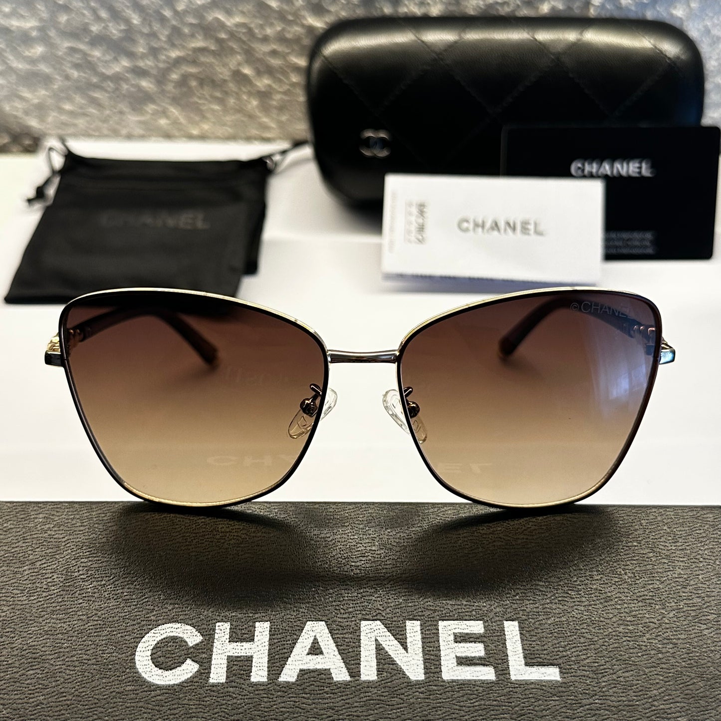 CHANEL CC7