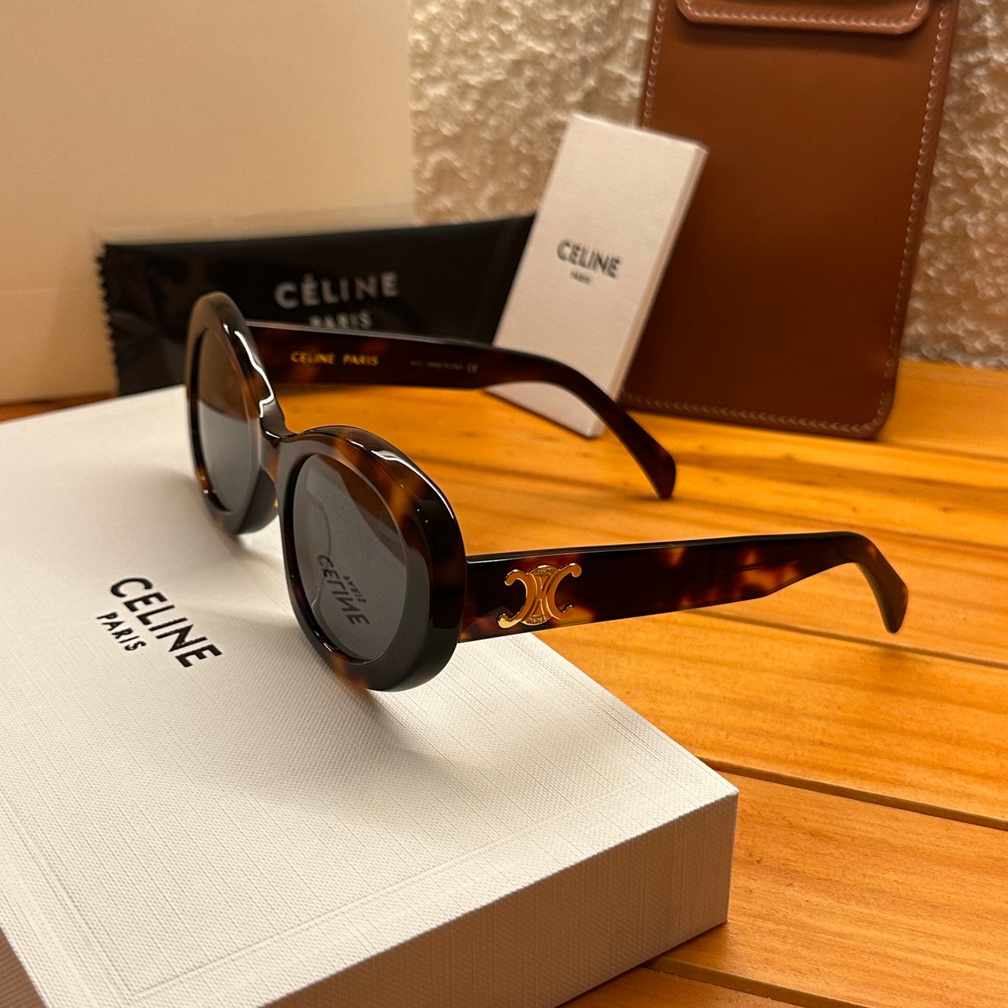 CELINE CL40239